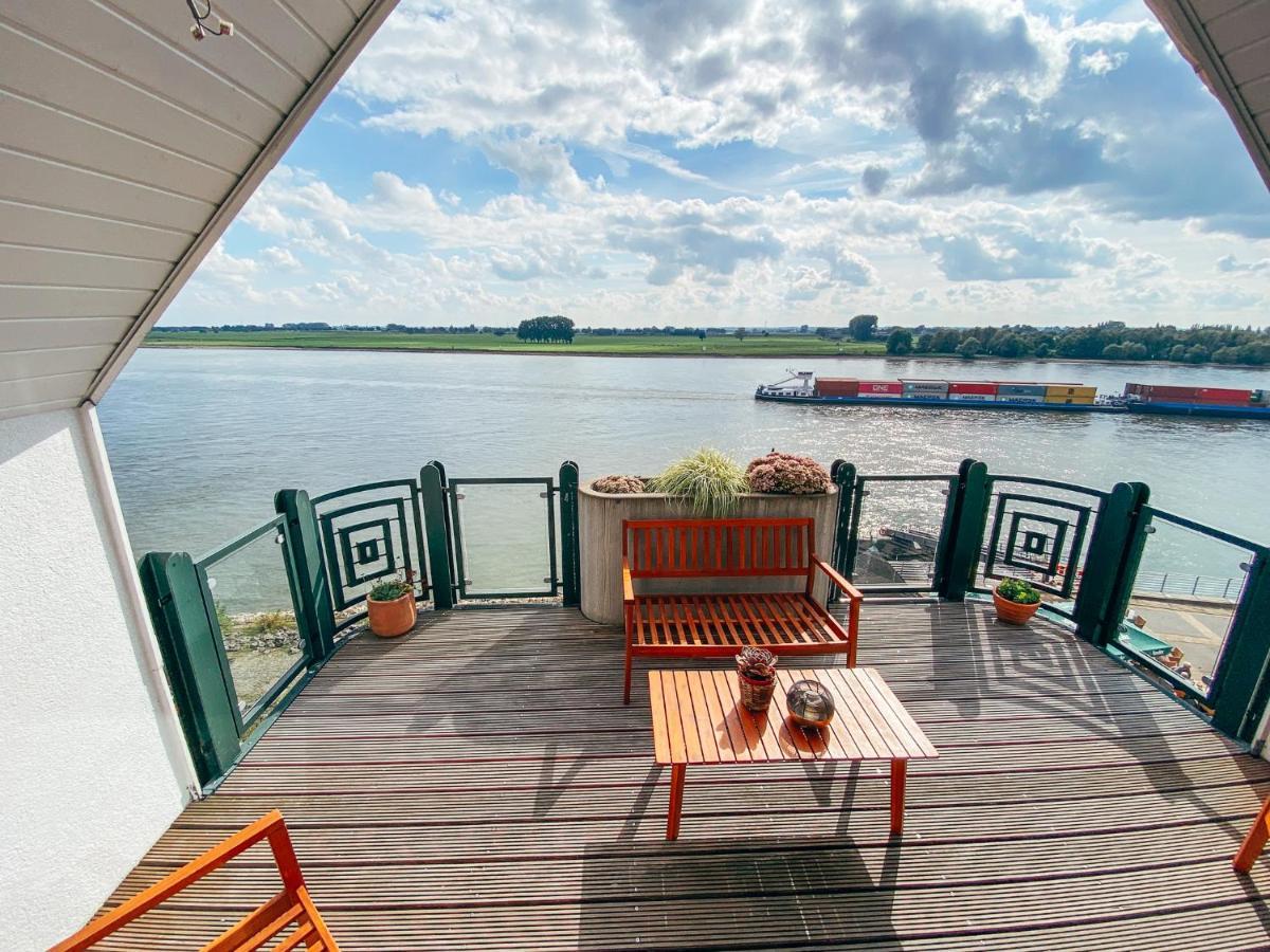 Rheinloft 3 - Große Giebelwohnung mit Dachterrassen an der Rheinpromenade Emmerich Exterior foto